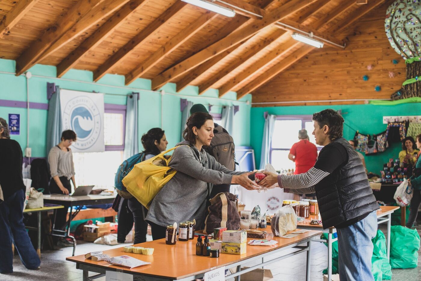 Compra comunitaria organizada por consumidores asociados